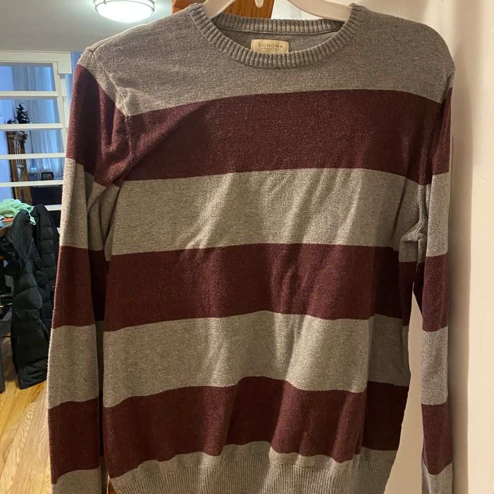 Sonoma crewneck long sleeve size LARGE